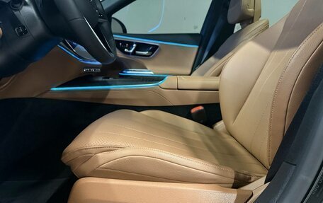 Mercedes-Benz E-Класс, 2024 год, 6 390 000 рублей, 30 фотография