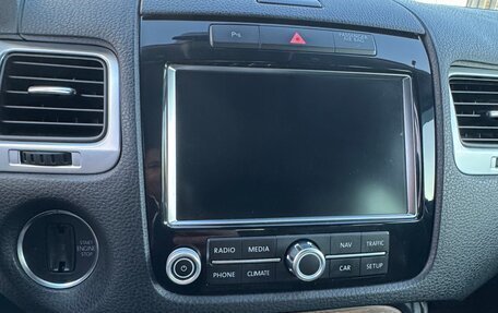 Volkswagen Touareg III, 2011 год, 2 150 000 рублей, 15 фотография