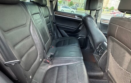 Volkswagen Touareg III, 2011 год, 2 150 000 рублей, 10 фотография