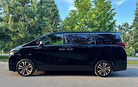 Toyota Alphard III, 2021 год, 5 450 000 рублей, 4 фотография