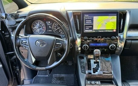 Toyota Alphard III, 2021 год, 5 450 000 рублей, 16 фотография
