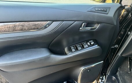 Toyota Alphard III, 2021 год, 5 450 000 рублей, 30 фотография