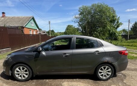 KIA Rio III рестайлинг, 2014 год, 830 000 рублей, 2 фотография