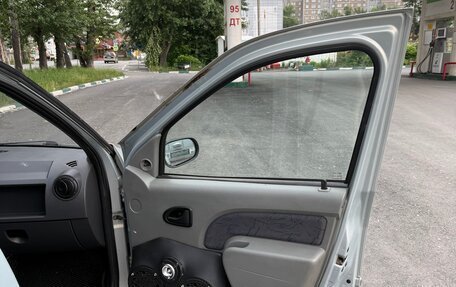 Renault Logan I, 2006 год, 200 000 рублей, 7 фотография