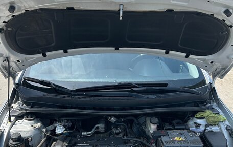 Hyundai Solaris II рестайлинг, 2013 год, 770 000 рублей, 5 фотография