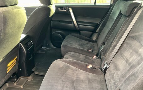 Toyota Highlander III, 2012 год, 1 549 000 рублей, 15 фотография