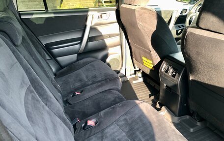 Toyota Highlander III, 2012 год, 1 549 000 рублей, 14 фотография