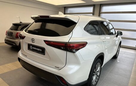 Toyota Highlander, 2021 год, 4 590 000 рублей, 4 фотография