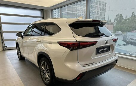 Toyota Highlander, 2021 год, 4 590 000 рублей, 6 фотография