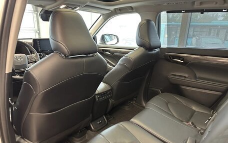 Toyota Highlander, 2021 год, 4 590 000 рублей, 11 фотография