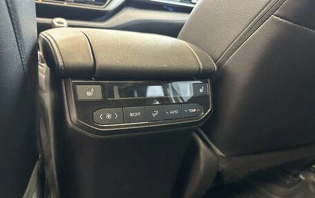 Toyota Highlander, 2021 год, 4 590 000 рублей, 13 фотография