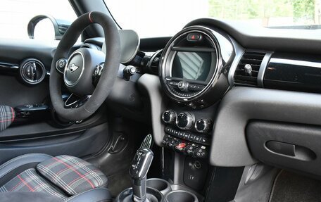 MINI Hatch, 2021 год, 2 890 000 рублей, 27 фотография