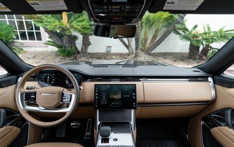 Land Rover Range Rover IV рестайлинг, 2025 год, 15 000 000 рублей, 13 фотография