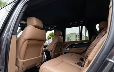Land Rover Range Rover IV рестайлинг, 2025 год, 15 000 000 рублей, 12 фотография