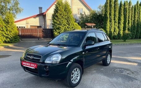 Hyundai Tucson III, 2007 год, 699 000 рублей, 2 фотография