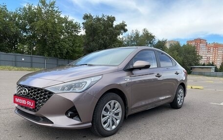 Hyundai Solaris II рестайлинг, 2020 год, 1 600 000 рублей, 2 фотография