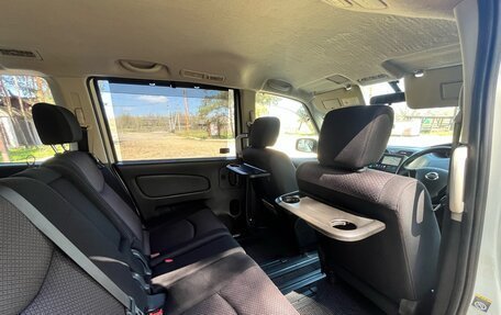 Nissan Serena IV, 2012 год, 1 450 000 рублей, 13 фотография