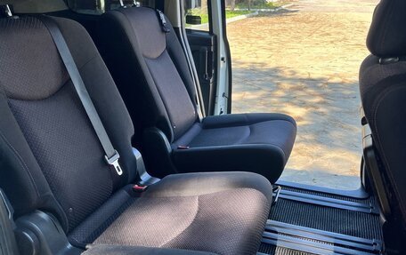 Nissan Serena IV, 2012 год, 1 450 000 рублей, 14 фотография