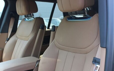 Land Rover Range Rover IV рестайлинг, 2024 год, 14 000 000 рублей, 10 фотография