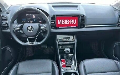 Skoda Karoq I, 2023 год, 2 154 000 рублей, 13 фотография