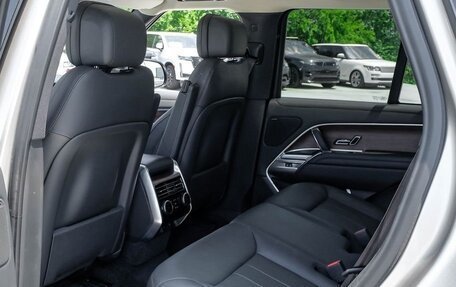 Land Rover Range Rover IV рестайлинг, 2025 год, 14 000 000 рублей, 19 фотография
