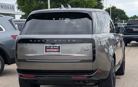 Land Rover Range Rover IV рестайлинг, 2024 год, 14 000 000 рублей, 5 фотография