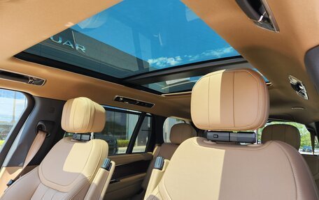 Land Rover Range Rover IV рестайлинг, 2025 год, 15 000 000 рублей, 11 фотография