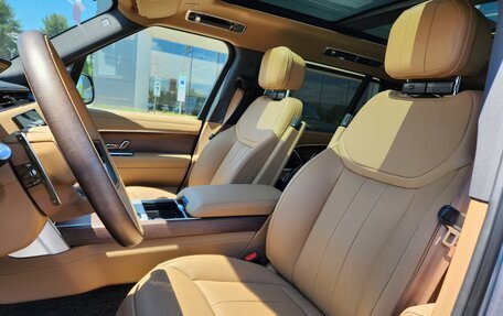 Land Rover Range Rover IV рестайлинг, 2025 год, 15 000 000 рублей, 10 фотография