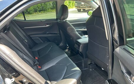 Toyota Camry, 2020 год, 2 600 000 рублей, 12 фотография