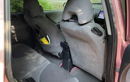 Honda Fit III, 2001 год, 380 000 рублей, 8 фотография