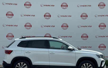 Volkswagen Taos, 2022 год, 2 899 000 рублей, 6 фотография