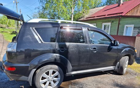 Mitsubishi Outlander III рестайлинг 3, 2012 год, 1 080 000 рублей, 12 фотография