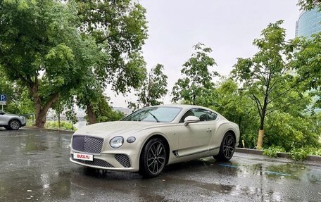Bentley Continental GT III, 2019 год, 15 999 999 рублей, 2 фотография