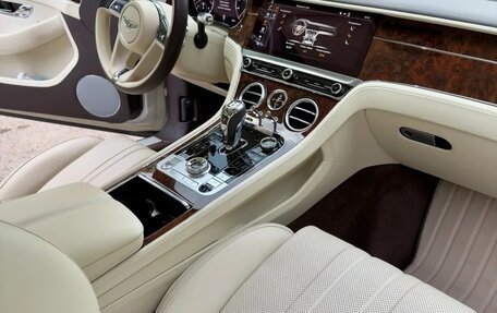 Bentley Continental GT III, 2019 год, 15 999 999 рублей, 8 фотография