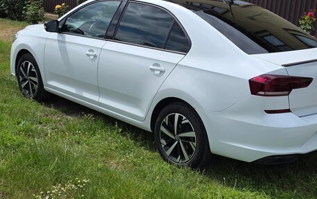 Volkswagen Polo VI (EU Market), 2021 год, 2 000 000 рублей, 2 фотография
