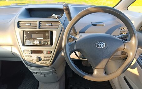 Toyota Opa I рестайлинг, 2001 год, 600 000 рублей, 6 фотография