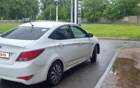 Hyundai Solaris II рестайлинг, 2016 год, 450 000 рублей, 5 фотография