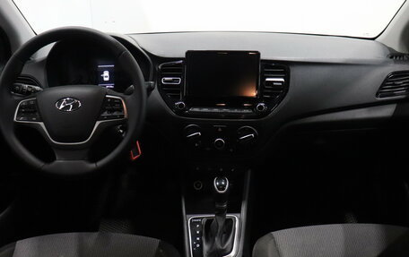 Hyundai Solaris II рестайлинг, 2021 год, 1 557 000 рублей, 7 фотография