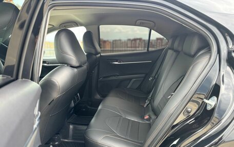 Toyota Camry, 2020 год, 2 450 000 рублей, 16 фотография