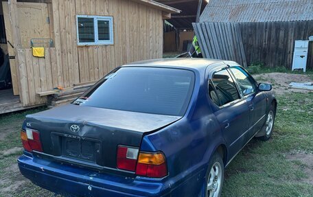 Toyota Camry, 1987 год, 180 000 рублей, 4 фотография