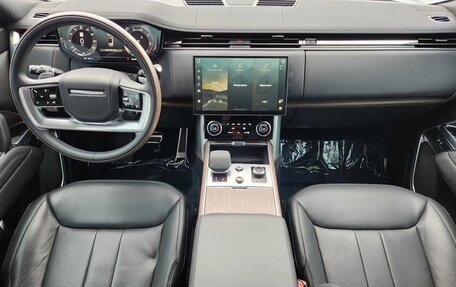 Land Rover Range Rover IV рестайлинг, 2025 год, 14 000 000 рублей, 9 фотография