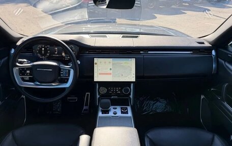 Land Rover Range Rover IV рестайлинг, 2024 год, 15 000 000 рублей, 9 фотография
