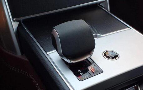 Land Rover Range Rover IV рестайлинг, 2025 год, 15 000 000 рублей, 14 фотография
