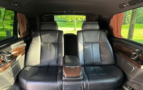 Mercedes-Benz V-Класс, 2018 год, 4 500 000 рублей, 13 фотография