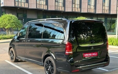 Mercedes-Benz V-Класс, 2018 год, 4 500 000 рублей, 6 фотография