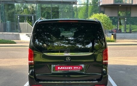 Mercedes-Benz V-Класс, 2018 год, 4 500 000 рублей, 5 фотография
