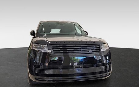 Land Rover Range Rover IV рестайлинг, 2024 год, 14 000 000 рублей, 3 фотография