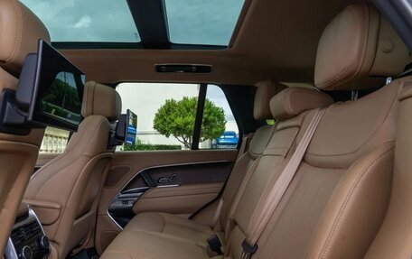 Land Rover Range Rover IV рестайлинг, 2025 год, 15 000 000 рублей, 14 фотография