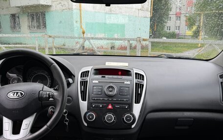 KIA cee'd I рестайлинг, 2010 год, 515 000 рублей, 13 фотография