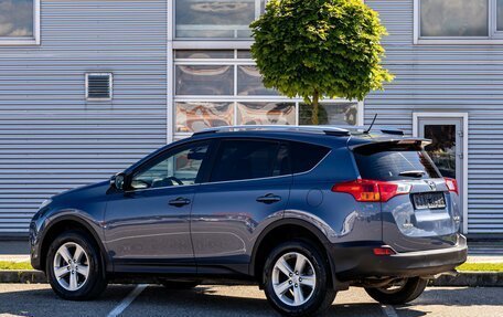 Toyota RAV4, 2014 год, 1 795 000 рублей, 4 фотография